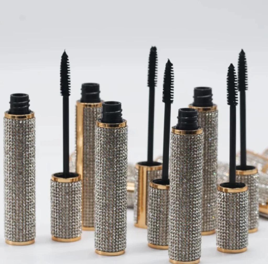 LuxeLash Diamond Brilliance Mascara: Elevate Your Lashes to Dazzling Heights